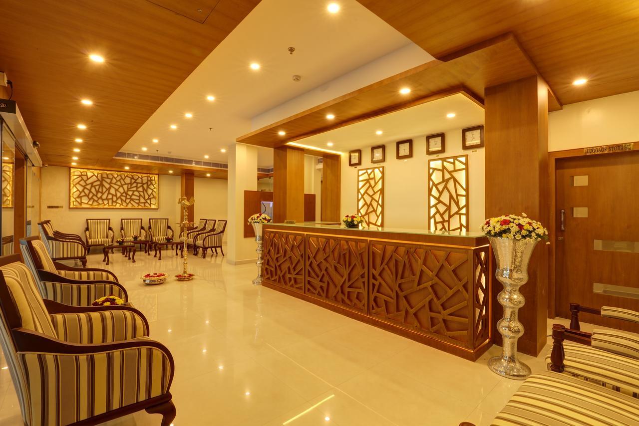 Hotel Floral Park Коттаям Экстерьер фото